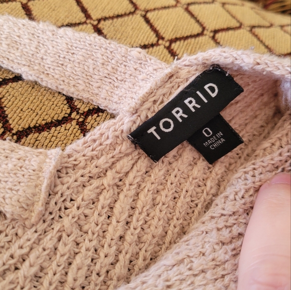 Torrid sweater - Picture 3 of 3